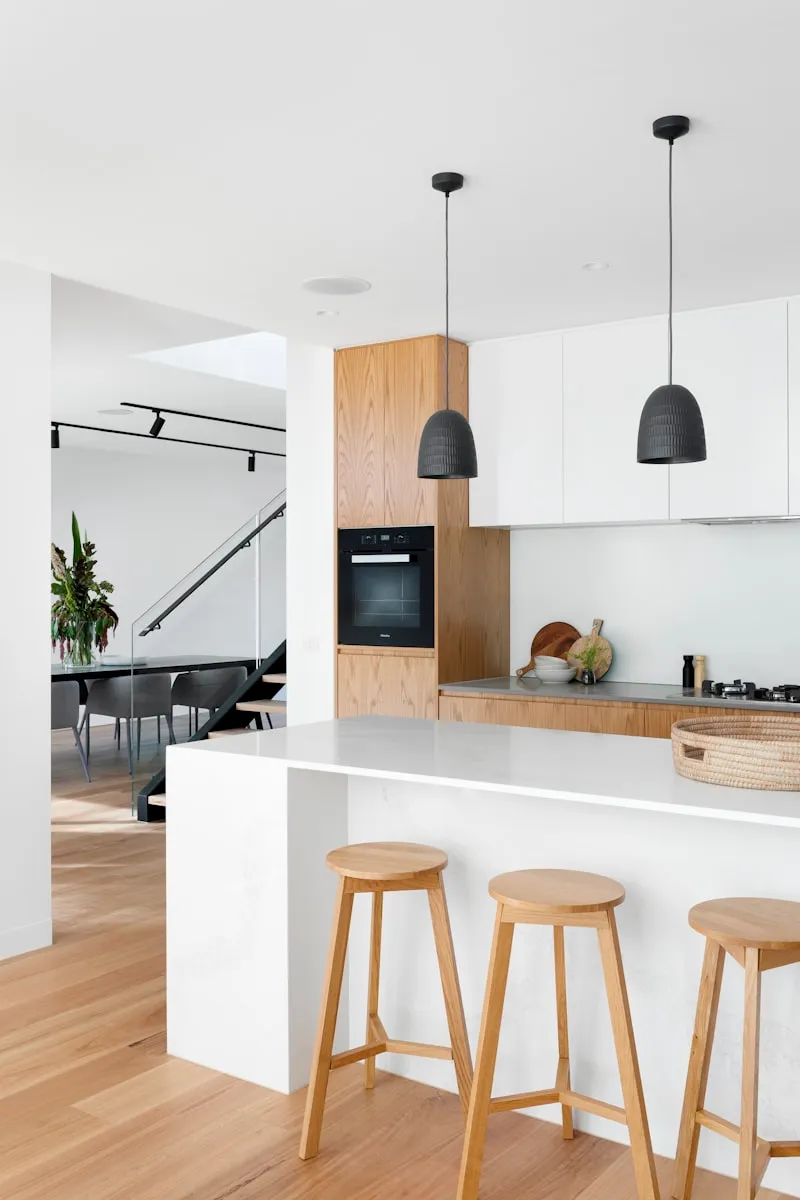 Cocinas modernas diseñadas e instaladas en Madrid - MH Mobiliario